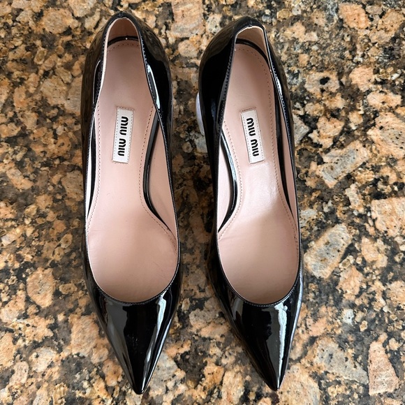 MIU MIU PRADA BLACK PATENT LEATHER CRYSTALS HEEL PUMPS - Picture 5 of 8